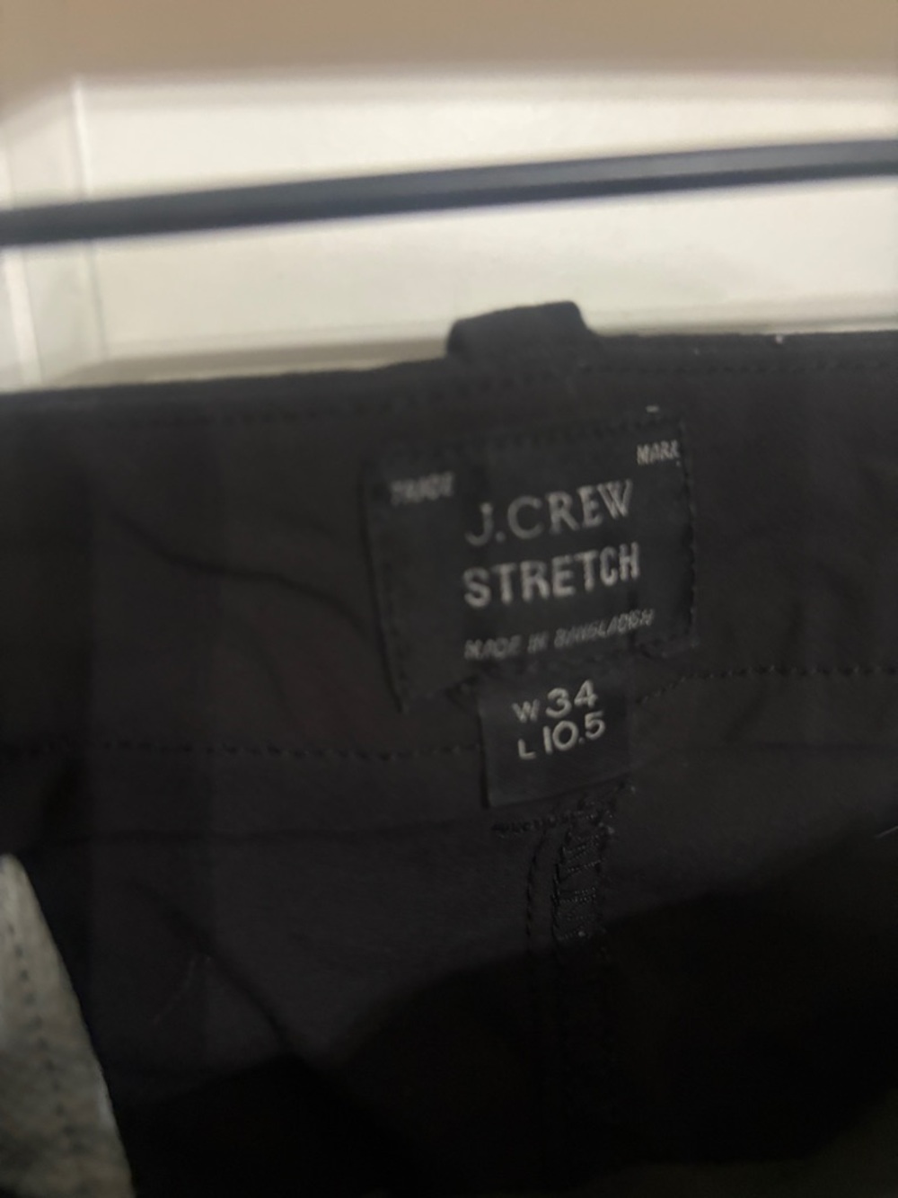 J. Crew Black Flat-Front Tech Stretch Men’s Shorts 34 waist 10.5 inch inseam - Picture 5 of 8